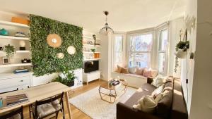 Happy Chic Family Home in Trendy W12