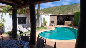 Encantadora casa con piscina privada y chimenea