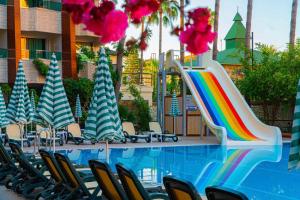 CLUB MONTE CARLO HoTEL