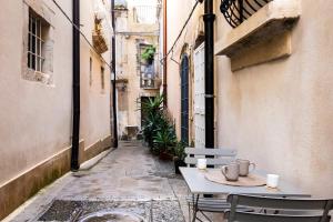 Ortigia - Domus Olea New Apartment near the Beach