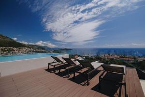 Modern Villa in Dubrovnik with Infinity Rooftop Pool