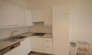 Bright sea view apartment