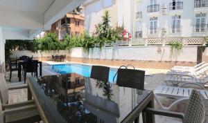 Lavin Garden Boutique Hotel