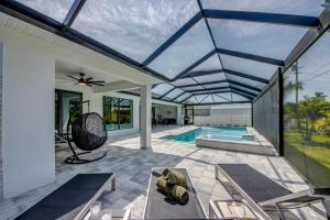 CoralVilla Melody - new, modern, pool & spa, BBQ