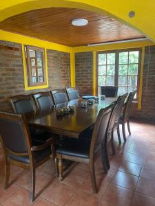 Molina, cerca de 7 Tazas, campo con animales