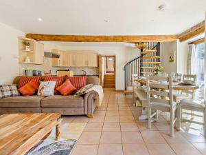 5 Bed in Craven Arms oc-95212