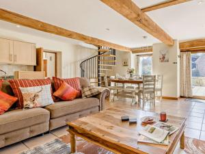5 Bed in Craven Arms oc-95212