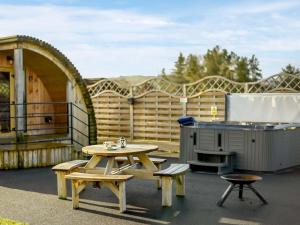 2 Bed in Rhayader oc-90274