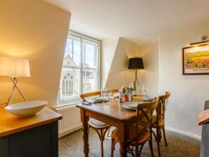 2 Bed in Cheltenham oc-83182