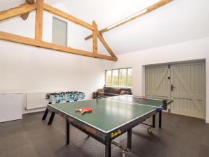 5 Bed in Ashbourne oc-85565