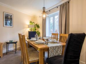 3 Bed in Bampton oc-77931