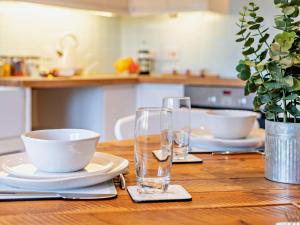 2 Bed in Cirencester oc-93878