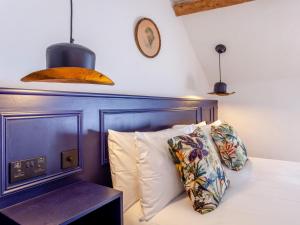 1 Bed in Montacute oc-93149