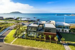 Aguila Hotel Jeju Oceano Suite - Kwidŏng-ni