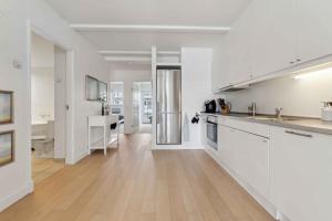 Lovely Holiday Home With Harbor View