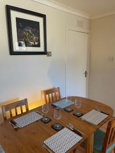 Welcoming and Homely 2 Bed in Central Location