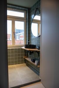 The Painters Loft sleeping among the art