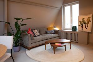 The Painters Loft sleeping among the art