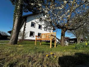 Ferienwohnung Ellenweiler bis 10 P