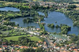 CHALET 24 - Camping LES ROBINSON DU LAC - ARDRES - pêche gratuite sans permis