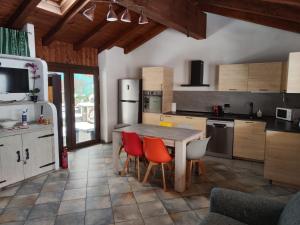 La Casa Del Bosco-The Wooden House