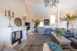 Villa Surga, a luxurious and exclusive romantic villa in the Algarve