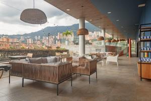 Luxury Studio El Poblado Pool Rooftop 4th Floor