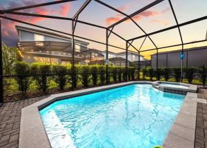 Luxe 7BR Solterra Villa Games Pool & Themed Rooms