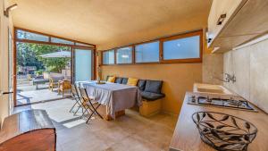 Villa Lona by Villas Guide