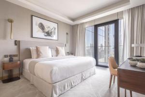 Deluxe 1 & 2 Bed Apartments at THE ADDRESS RESIDENCES OPERA in Dubai by Other House V H LLC