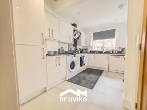 2bed house , Long Stays Discounted , Free Parking