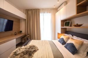 Sophisticated Comfort in the Heart of the City - Romana Square Living