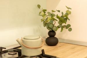 Sophisticated Comfort in the Heart of the City - Romana Square Living