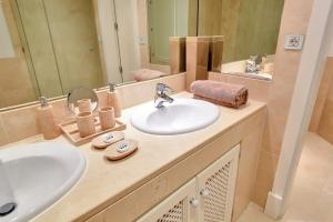 YOLO Spaces - Sotogrande Marina Duo Apartment