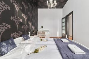 Rynek Apartment The Heart of the City by Noclegi Renters