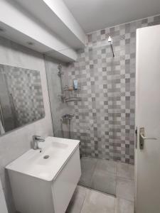 Apartment near Debar Maalo