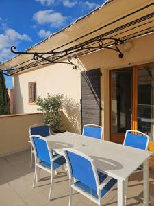 Grand T2 A DEUX PAS DE LA PLAGE LOZARI