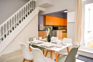 Contractors & Long Stays Sleeps 5 With Parking