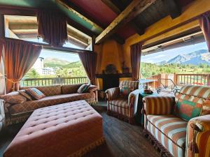 Hostdomus - Imperial Chalet 1