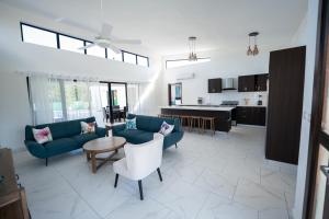 Instyle Residences at Casa Linda Villas