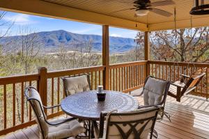 Teaberry Lodge by American Patriot Getaways