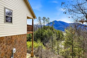 Teaberry Lodge by American Patriot Getaways