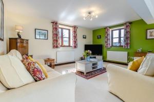 2 Bed in Llangorse oc-t30290