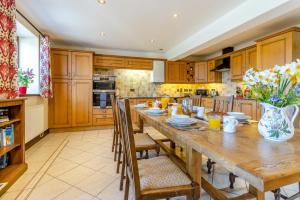 2 Bed in Llangorse oc-t30290