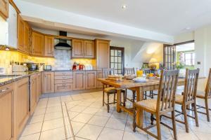 2 Bed in Llangorse oc-t30290
