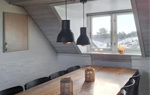 4 Bedroom Stunning Home In Fanø