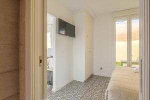 Marvellous Apt with a Large Private Terrace