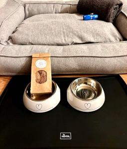 Suite4you Erlen l Privater Pool ganzjährig beheizt & Sauna l 10min zum Bodensee, Parkplatz & WLAN