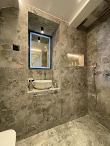 Castle View Serenity