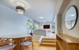 Elegant 4BR Escape | Full Nile View & Modern Vibe